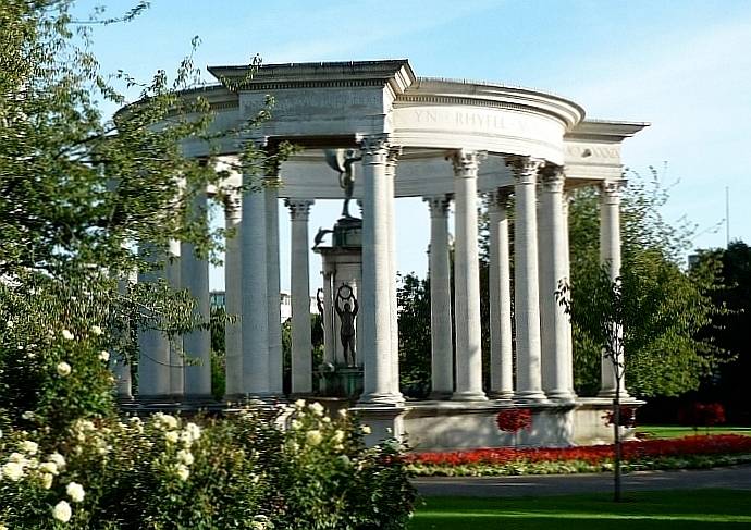 Welsh National War Memorial