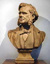 potrait bust of TH Huxley