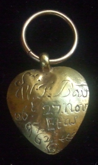 Mourning Pendant for Sir W. F. Bau (rear)